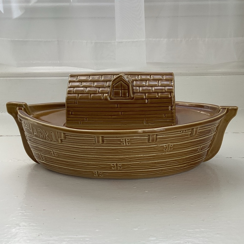 Vintage Noah’s Ark